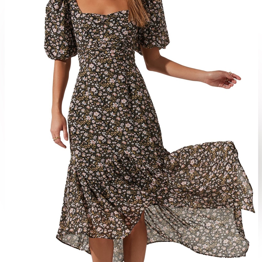 ASTR the Label - Floral Short Sleeve Asymmetrical Hem Midi Dress